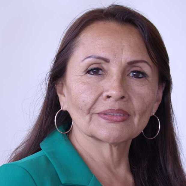 YOLANDA PILAR ROBLES CHAVEZ